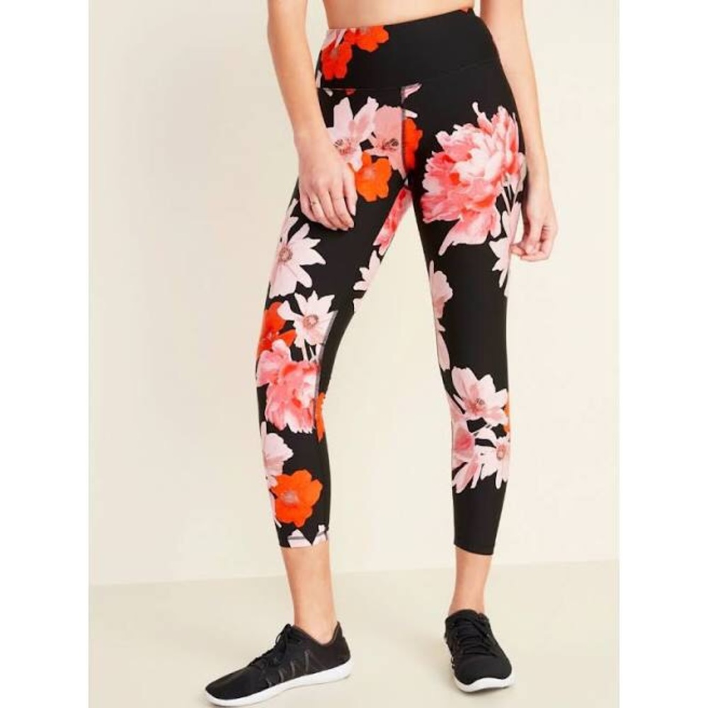 Old Navy Elevate Leggings